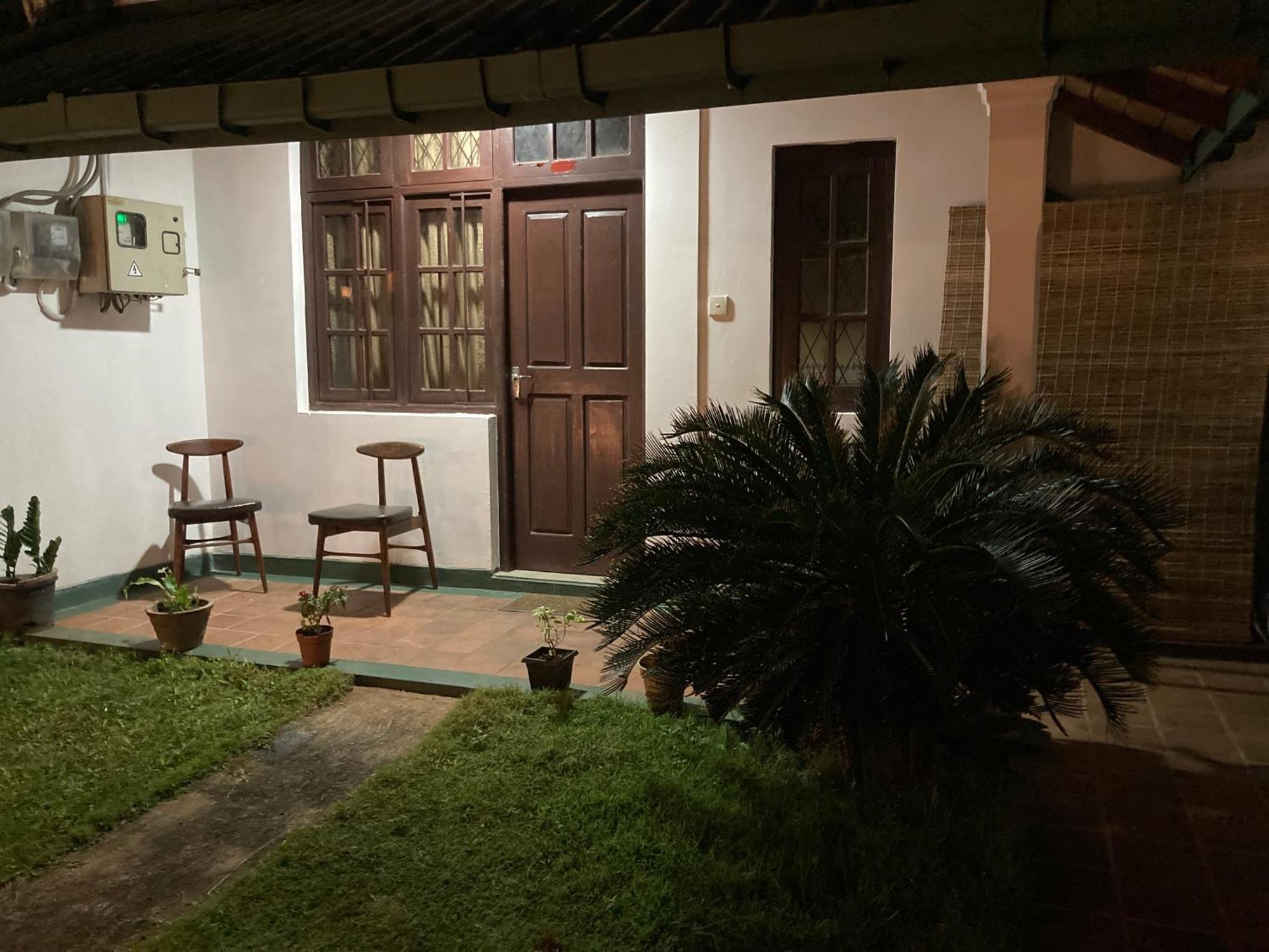 Reverie Hill Bungalow, Канди Екстериор снимка